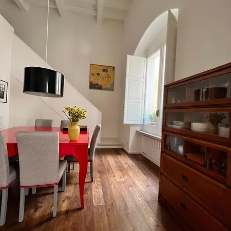 Flo House בארי