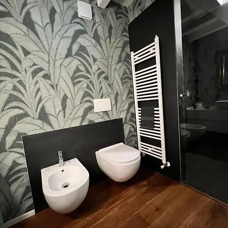 Διαμέρισμα Flo House *