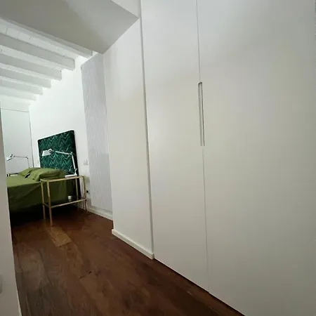 Flo House Μπάρι