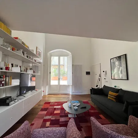 Flo House Апартаменты