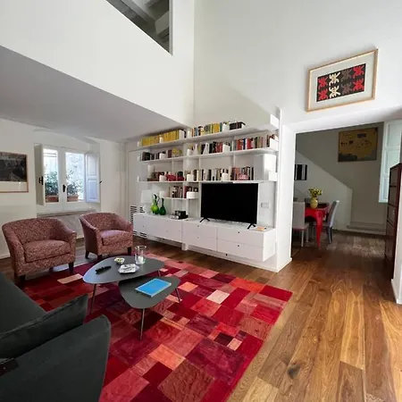Flo House Apartamento