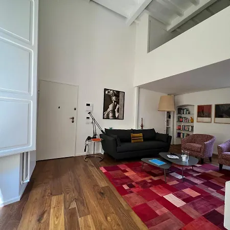 Flo House *