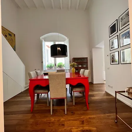 Flo House Apartment *