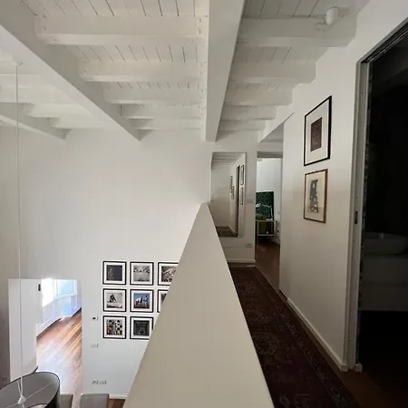 דירה Flo House בארי