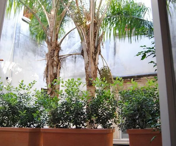 Flo House バーリ